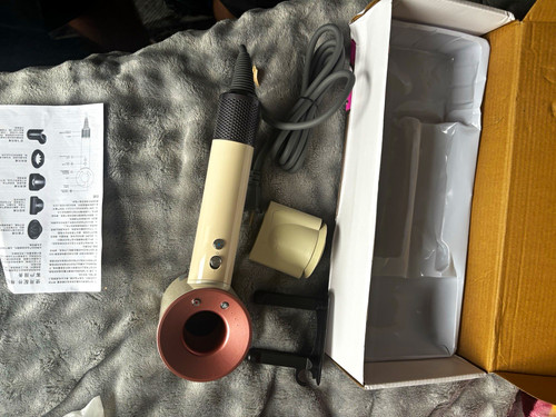 Leafless hair dryer 1600w - leafless,